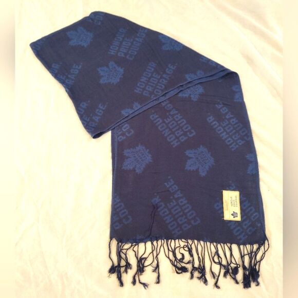 Toronto Maple Leafs Hockey Winter Scarf w/ Fringe NHL Sports  Unisex - Picture 4 of 9